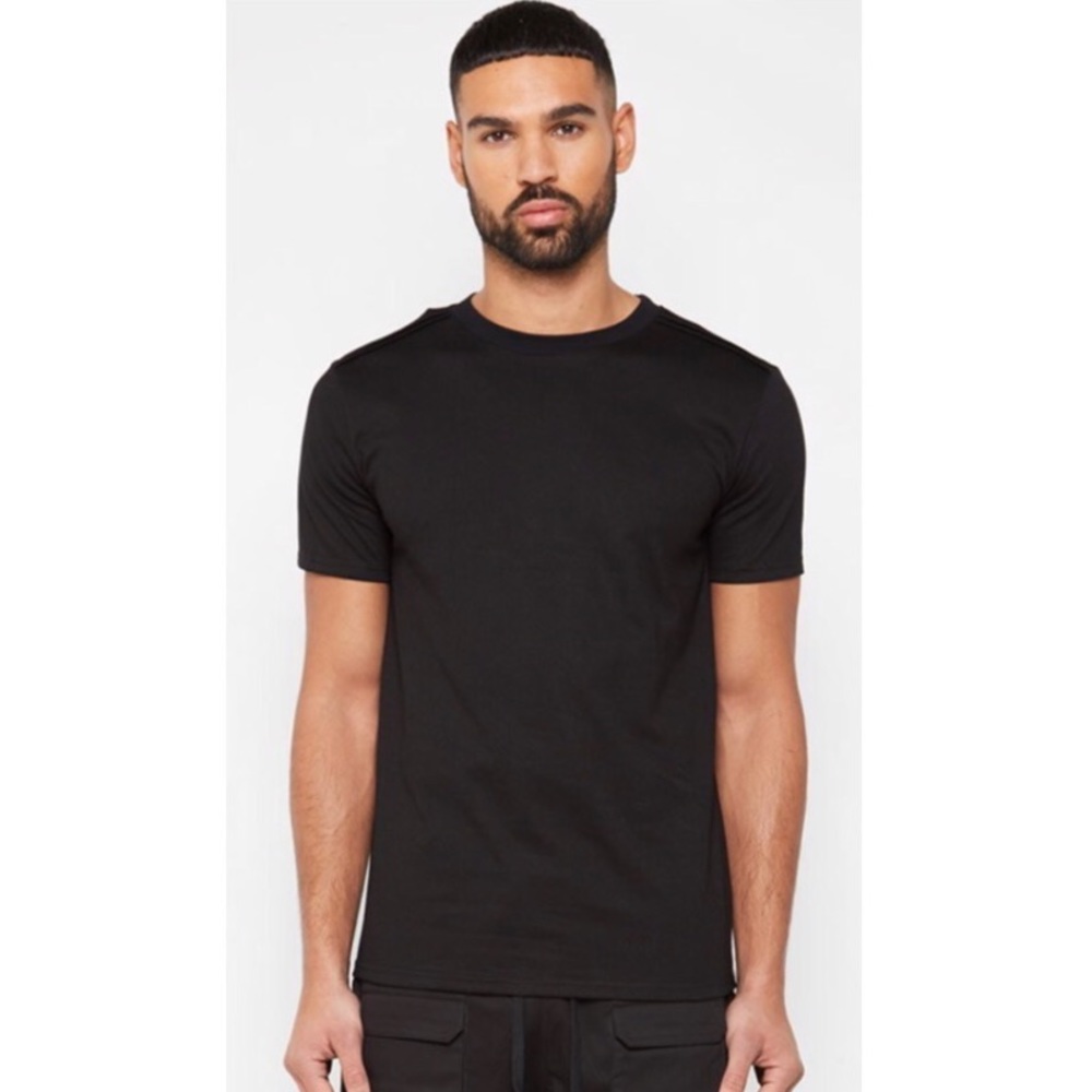 Maniere De Voir Essential Black T-Shirt